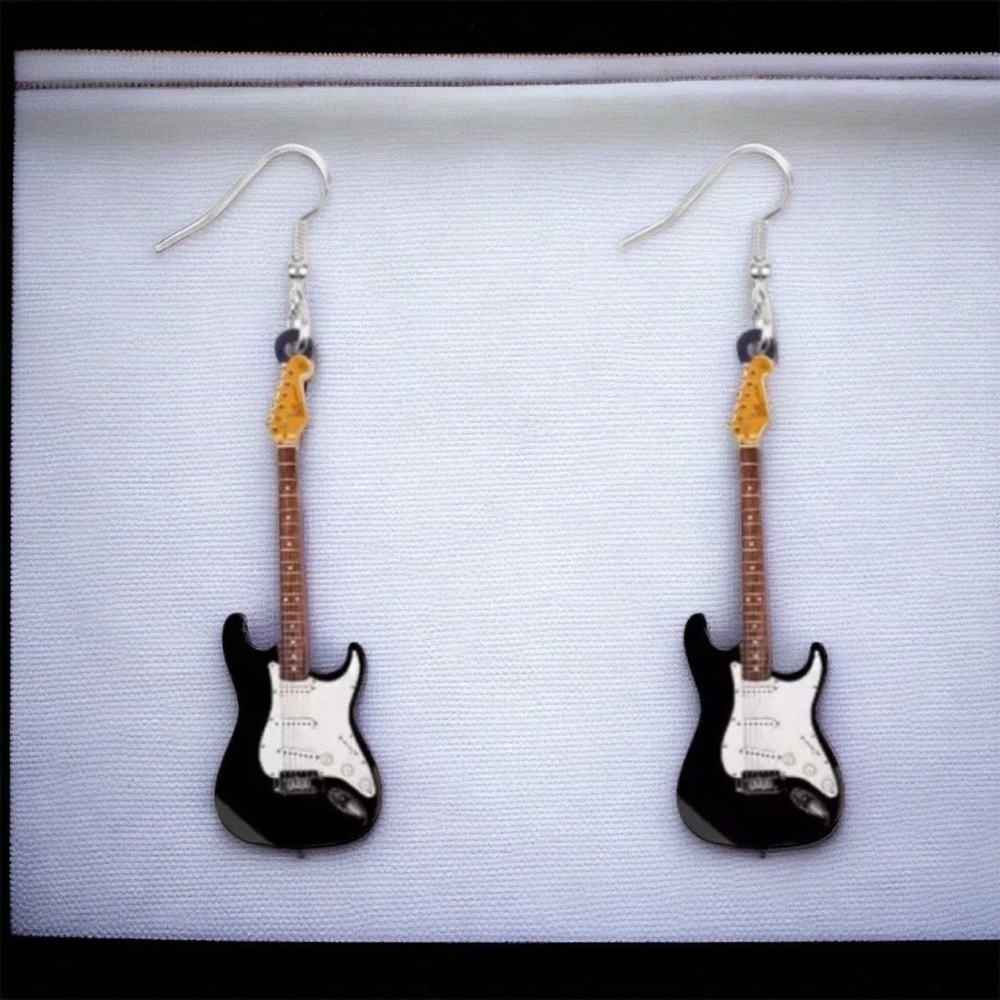 Strum Your Style: Adorable Guitar Dangle Earrings for Music Lovers! 🎶✨NWT